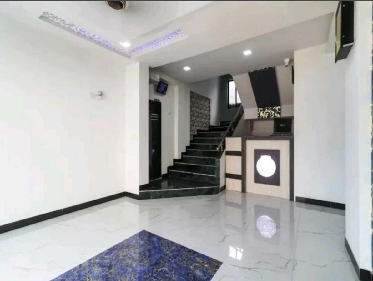 Hotel Sai Siddhi Inn - Midc Industrial Area, Mahape Nova Bombaim Exterior foto