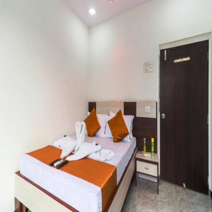 Hotel Sai Siddhi Inn - Midc Industrial Area, Mahape Nova Bombaim Exterior foto